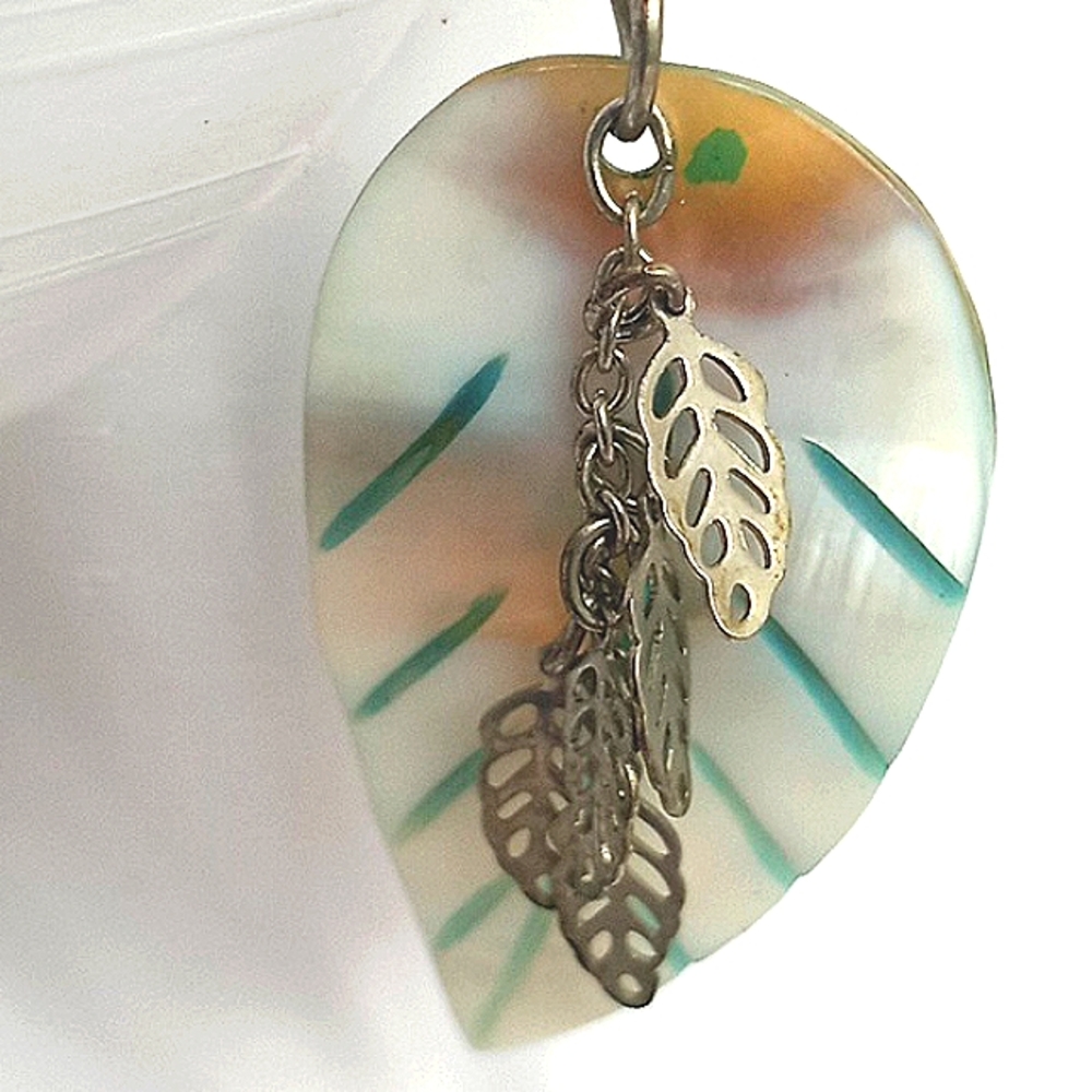 Shell & Feather Dangle Earrings - Picture 4 of 6